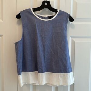 Theory top with buttons on the back